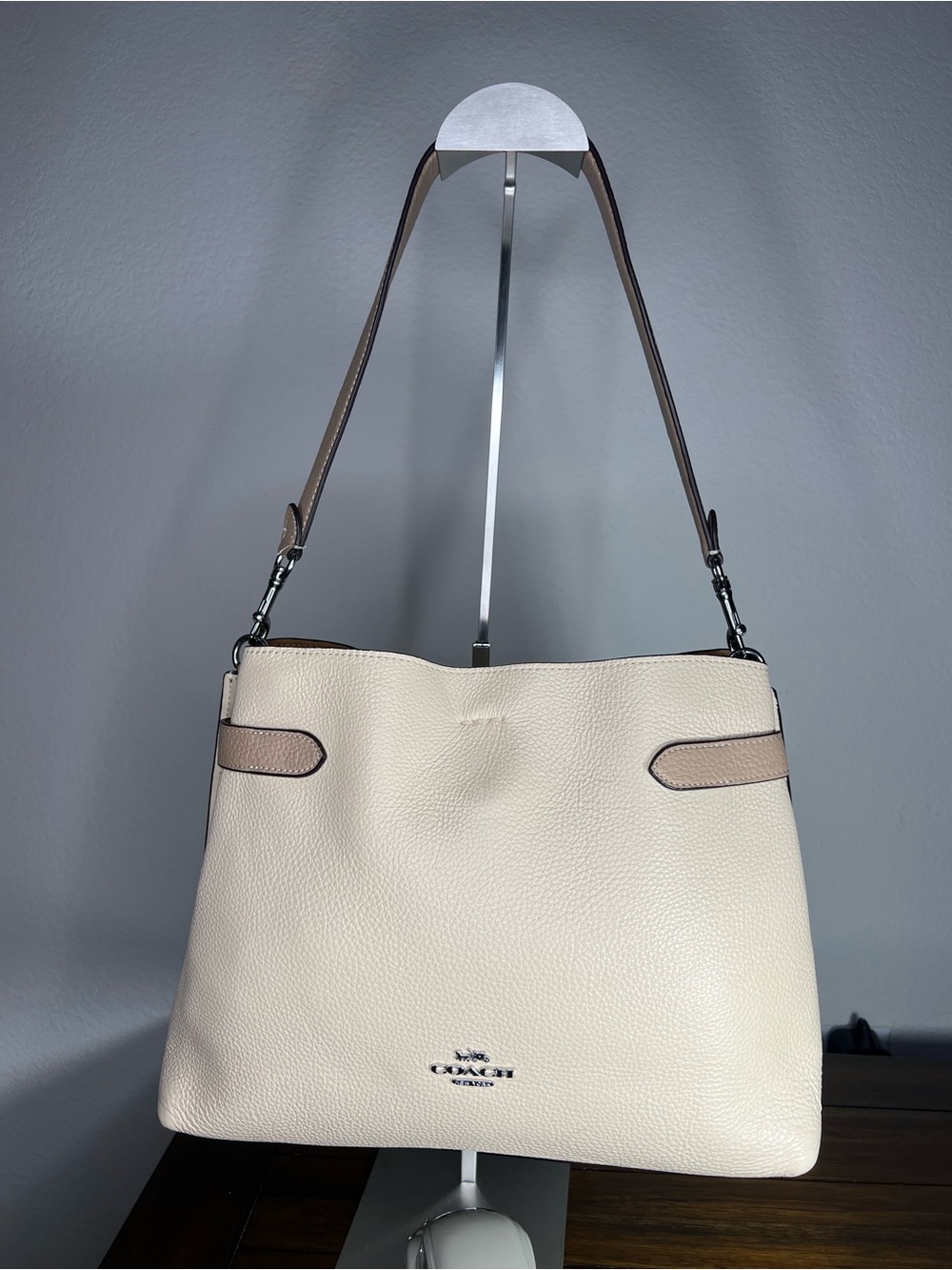 Coach Hanna Shoulder Bag